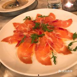 火腿怎么吃哈密瓜视频,创意美食视频教你新吃法